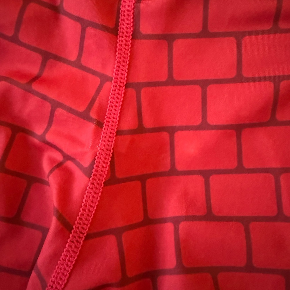 Blackmilk Super Mario Bros leggings - medium NWT - Picture 5 of 5